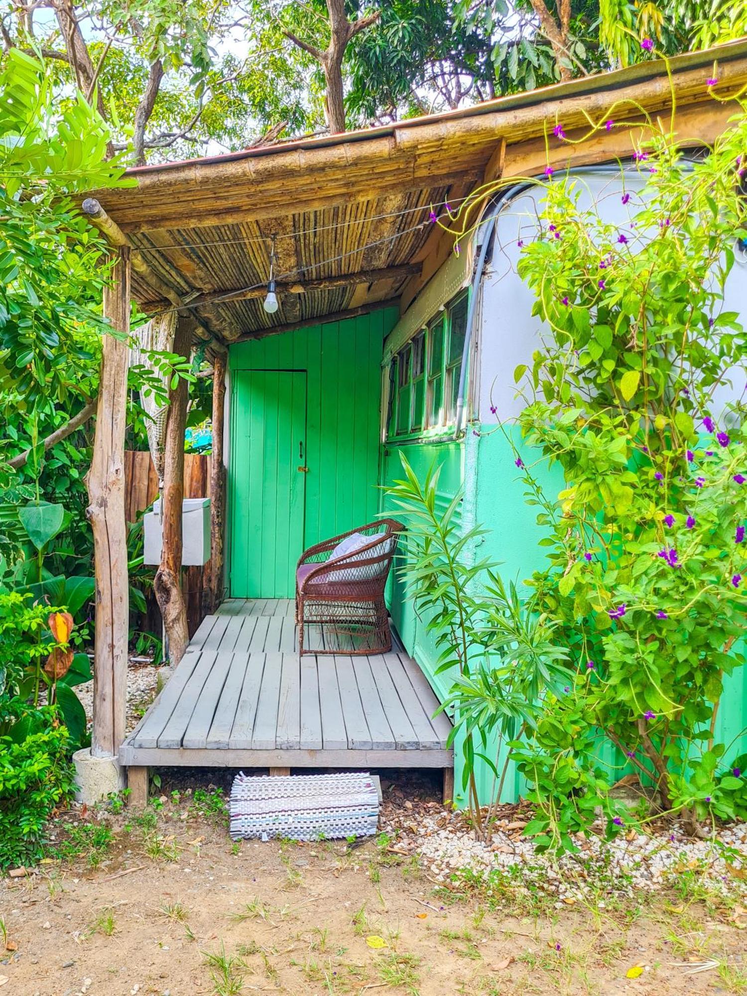 Hospedaje Combi Dream Bird Playas del Coco Exterior photo